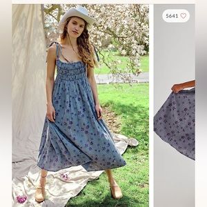 Free people maxi midi dress. Size small floral